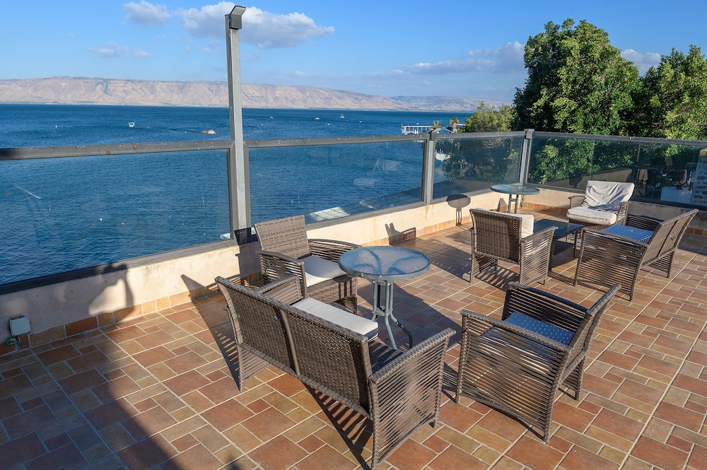 shirat hayam boutique hotel