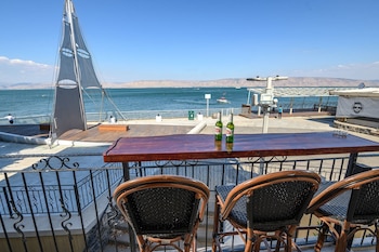 Shirat Hayam - Boutique Hotel,Netiv Hashayara>>Galilee,3 star