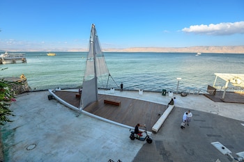 shirat hayam boutique hotel
