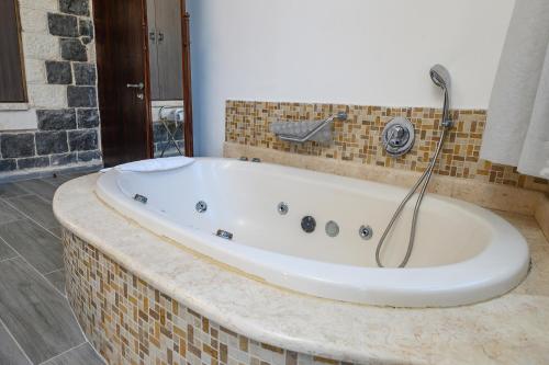 shirat hayam boutique hotel