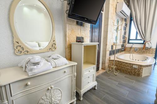 shirat hayam boutique hotel