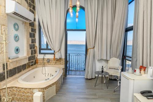 shirat hayam boutique hotel