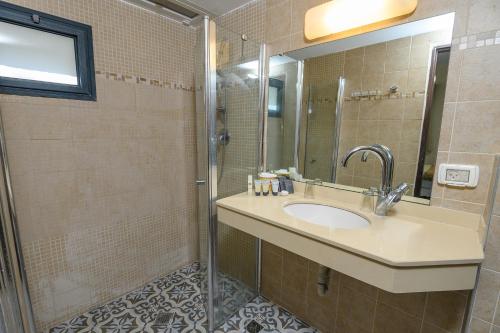 shirat hayam boutique hotel