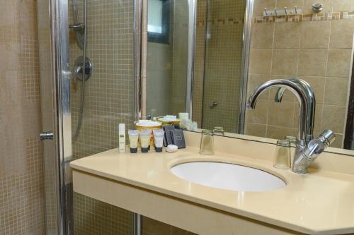 shirat hayam boutique hotel