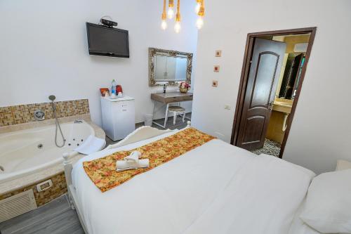 shirat hayam boutique hotel