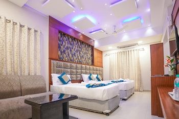 hotel pine tree