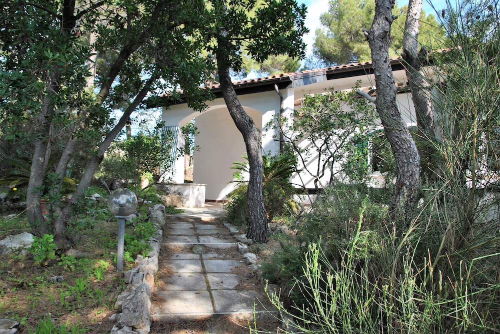 villa il corbezzolo rosso