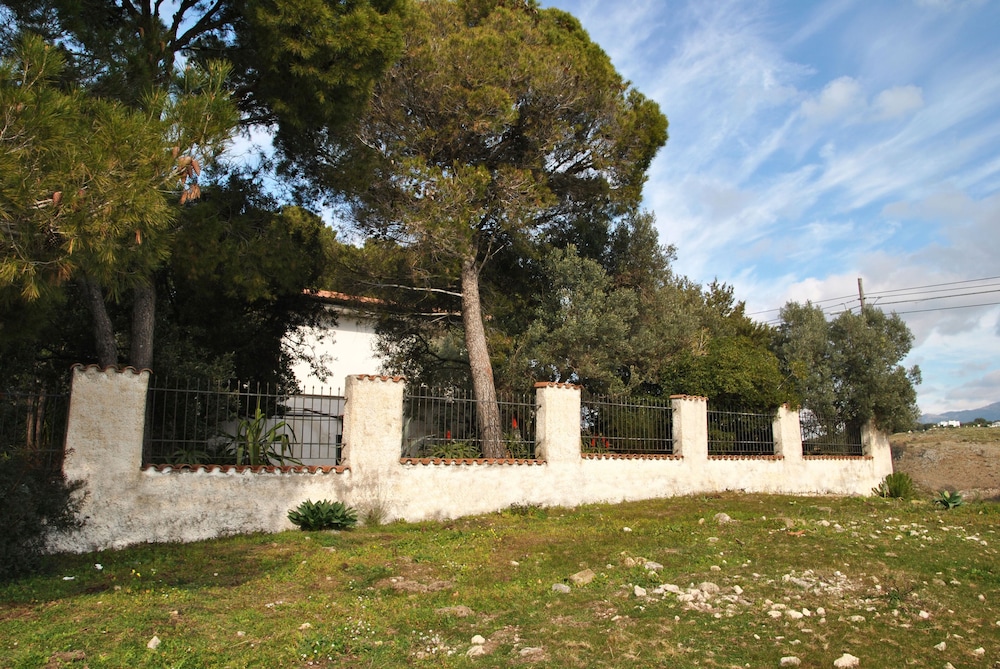 villa il corbezzolo rosso