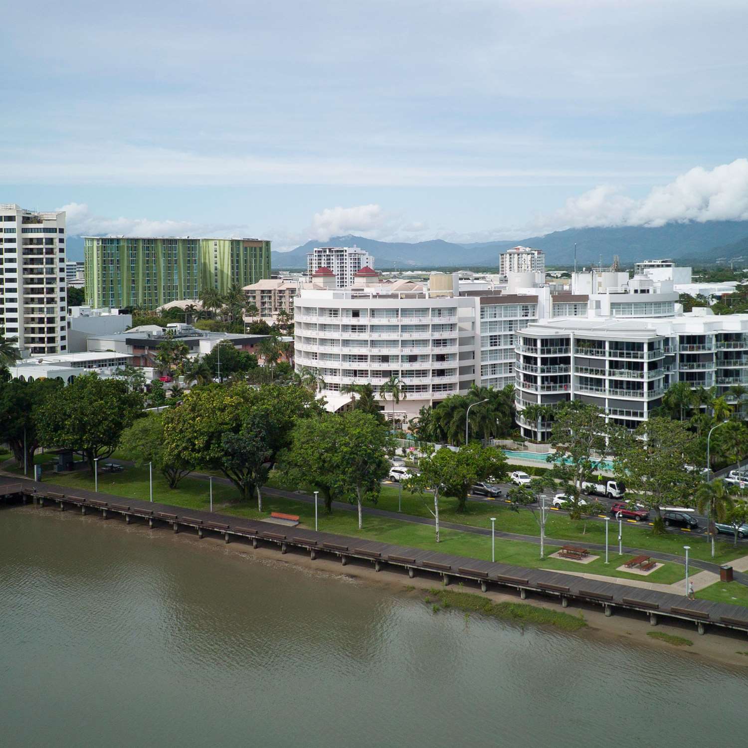 doubletree by hilton hotel cairns