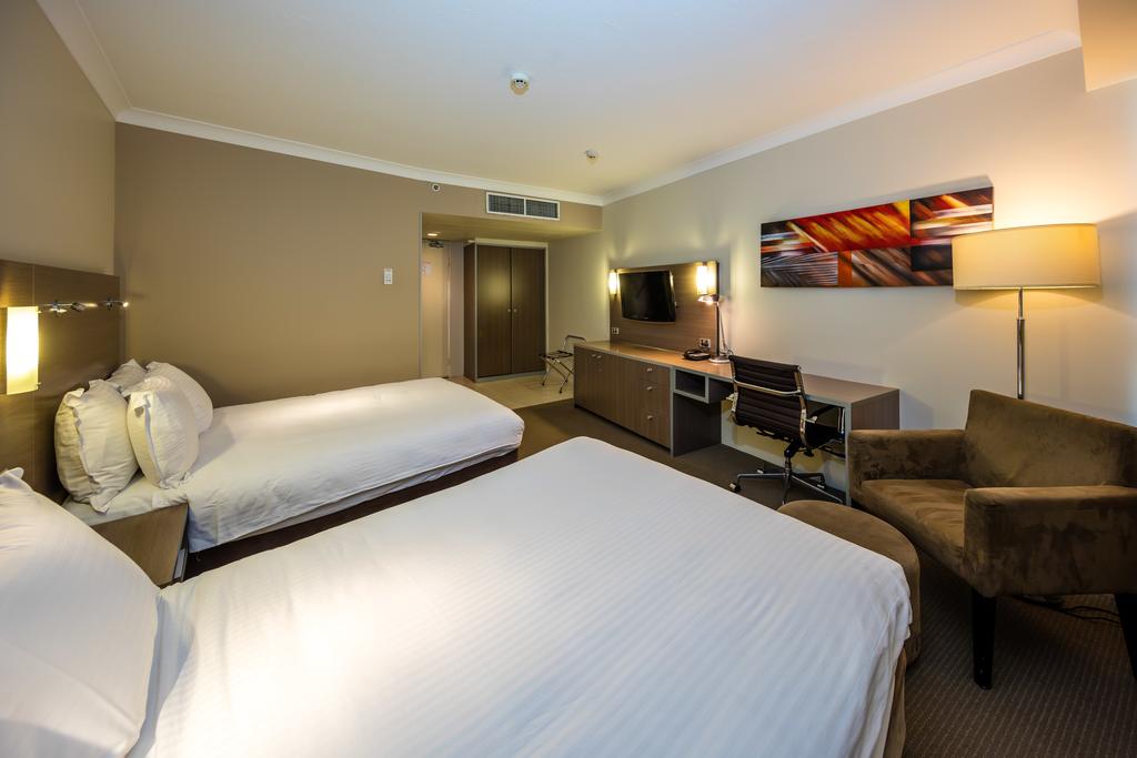 doubletree by hilton hotel cairns