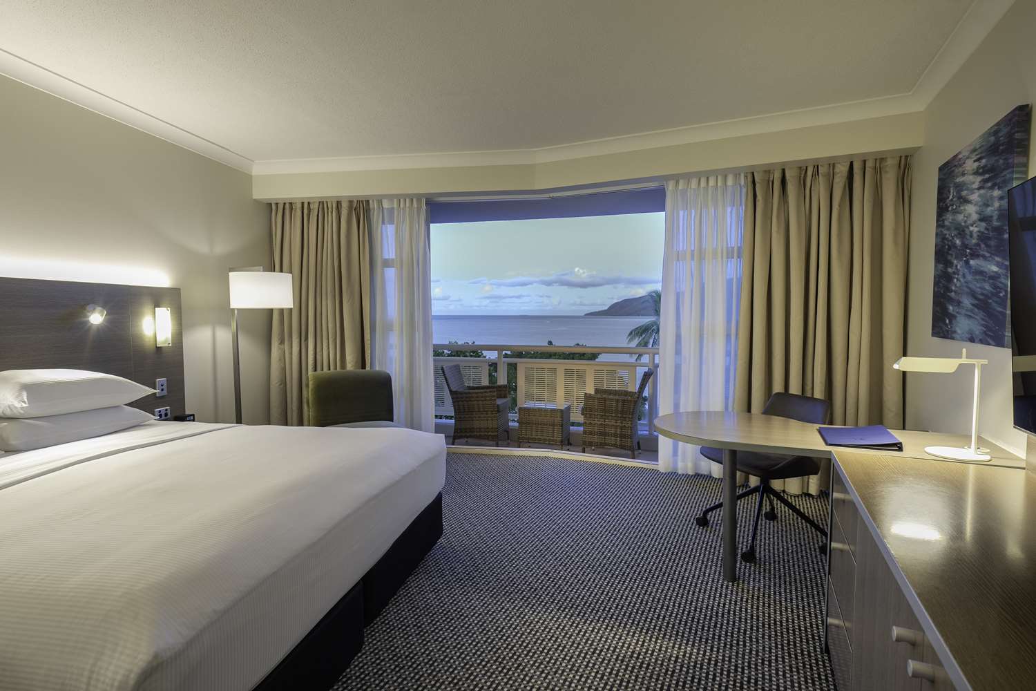 doubletree by hilton hotel cairns