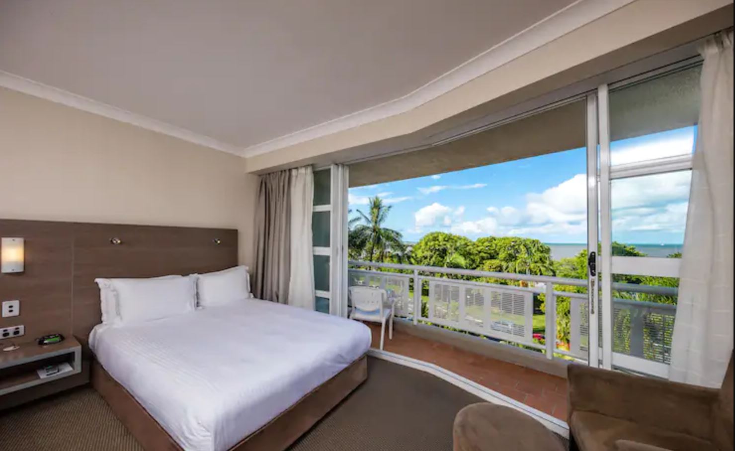 doubletree by hilton hotel cairns