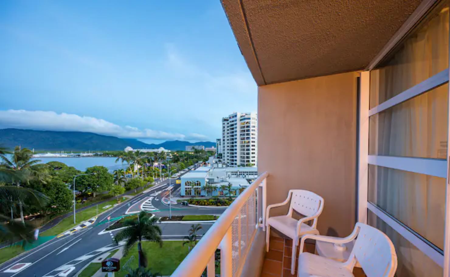 doubletree by hilton hotel cairns
