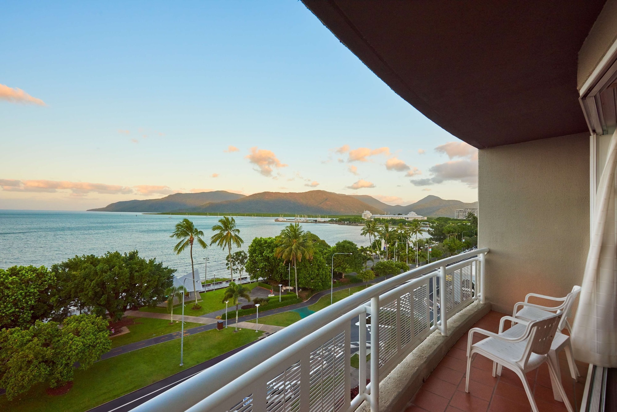 doubletree by hilton hotel cairns