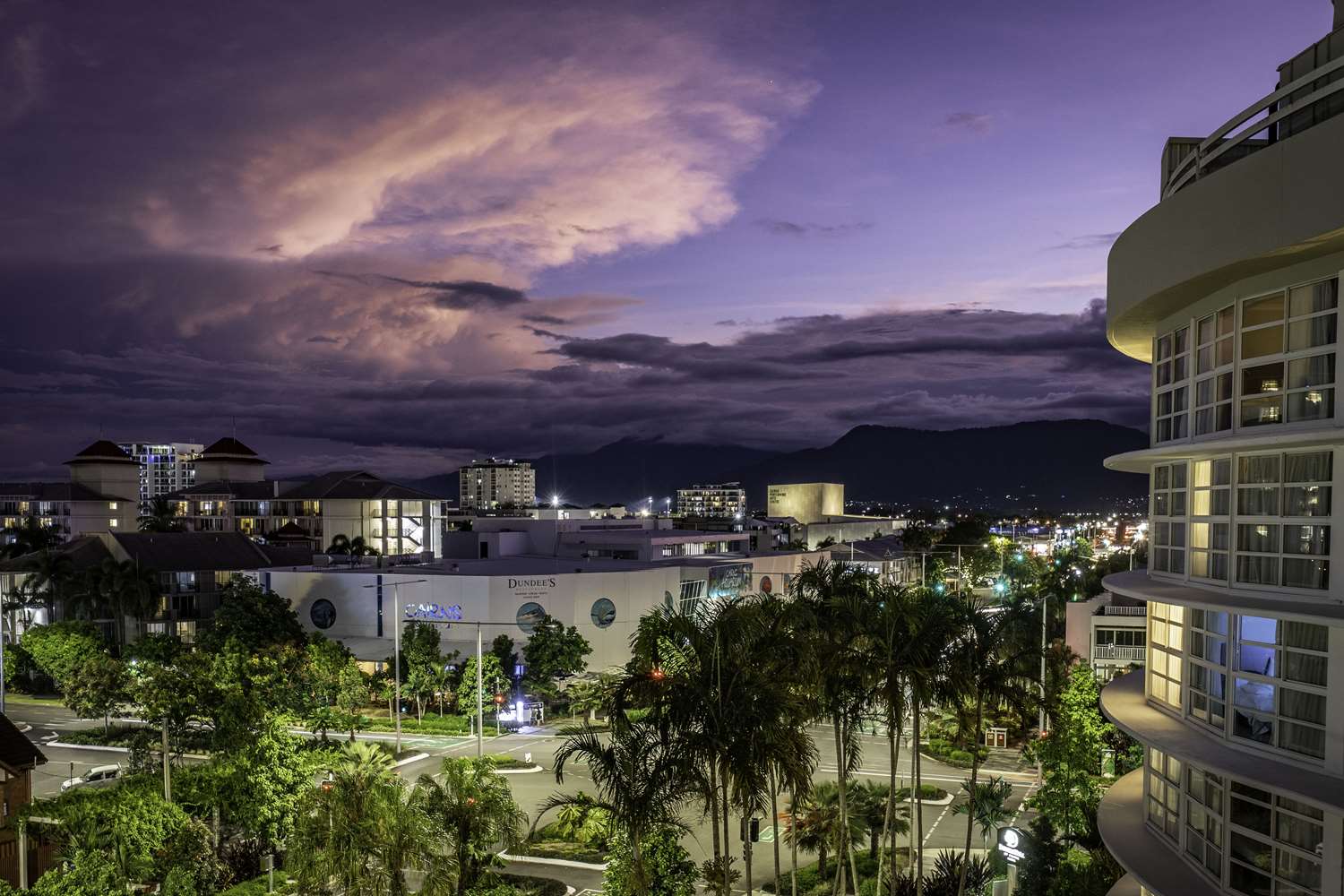 doubletree by hilton hotel cairns
