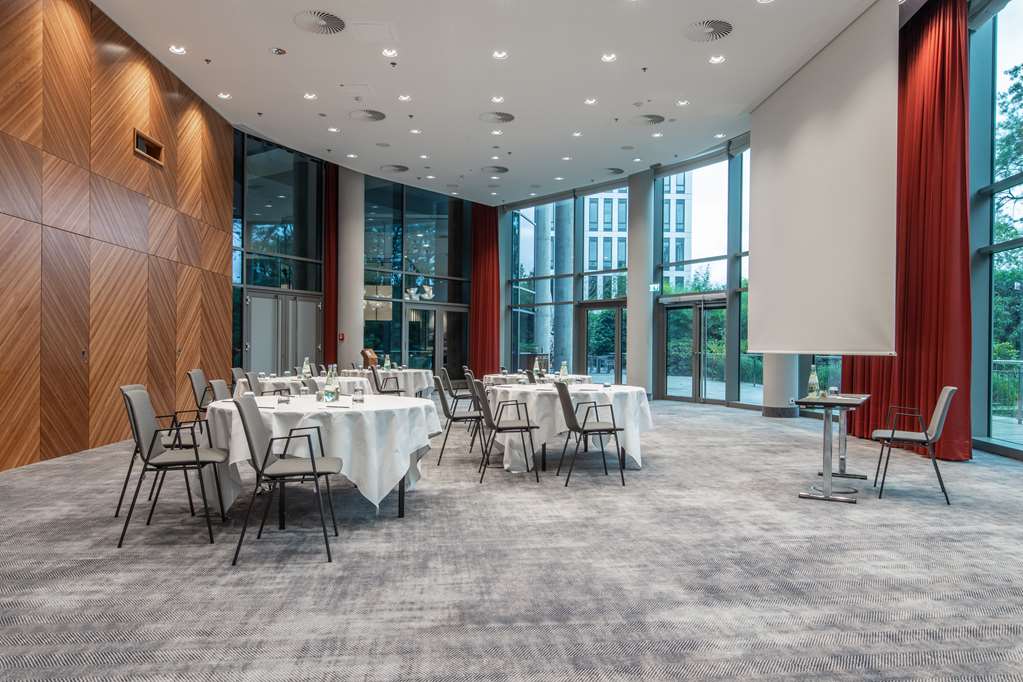 radisson blu hotel frankfurt