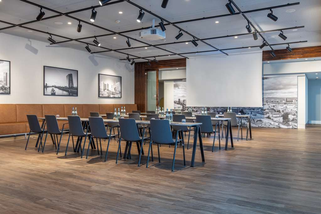 radisson blu hotel frankfurt