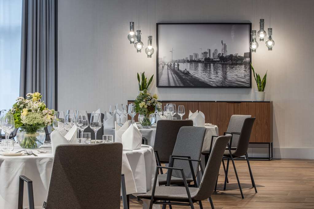 radisson blu hotel frankfurt