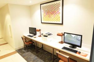holiday inn express and suites napa american canyon by ihg