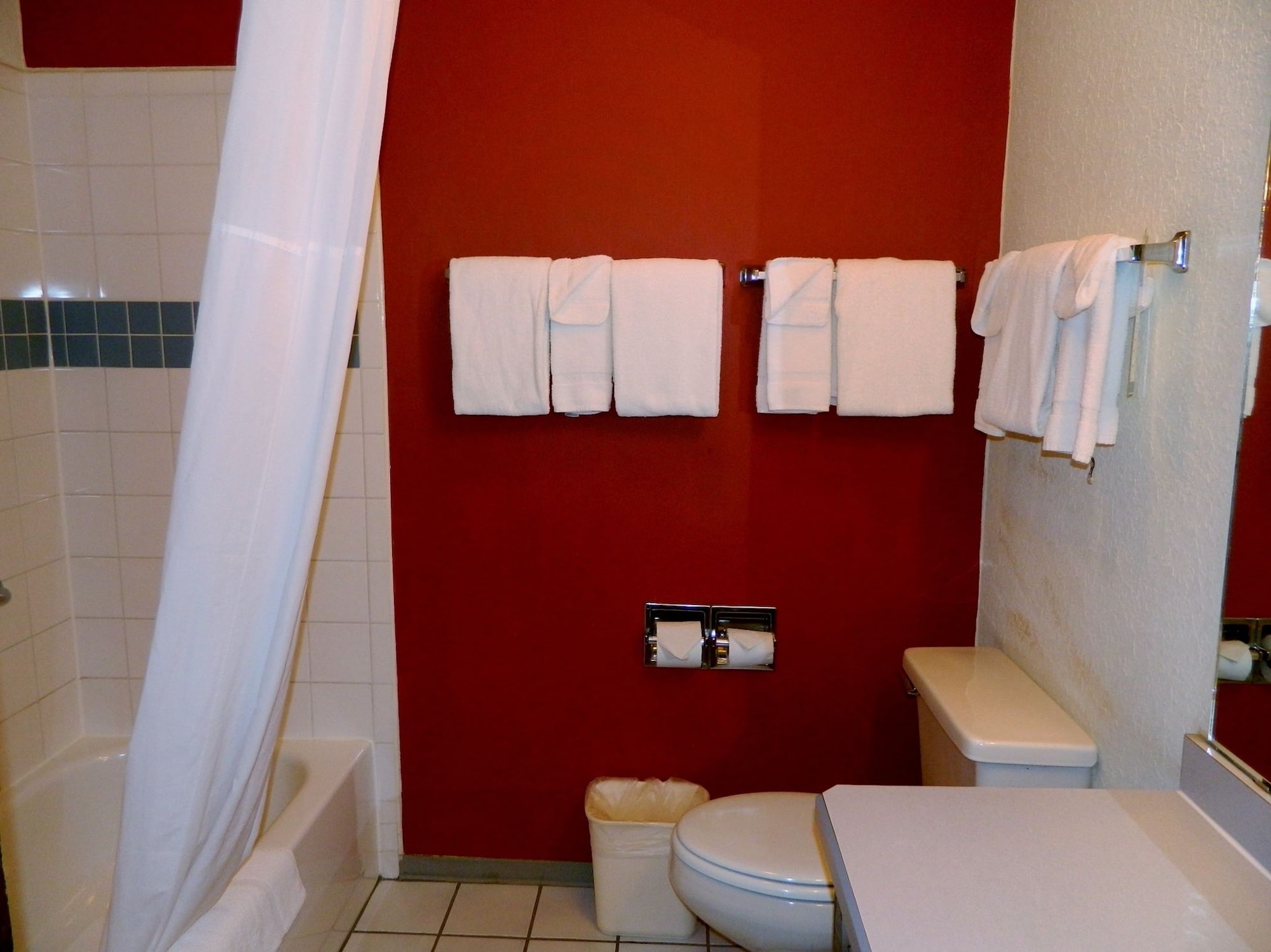 quality inn and suites farmington