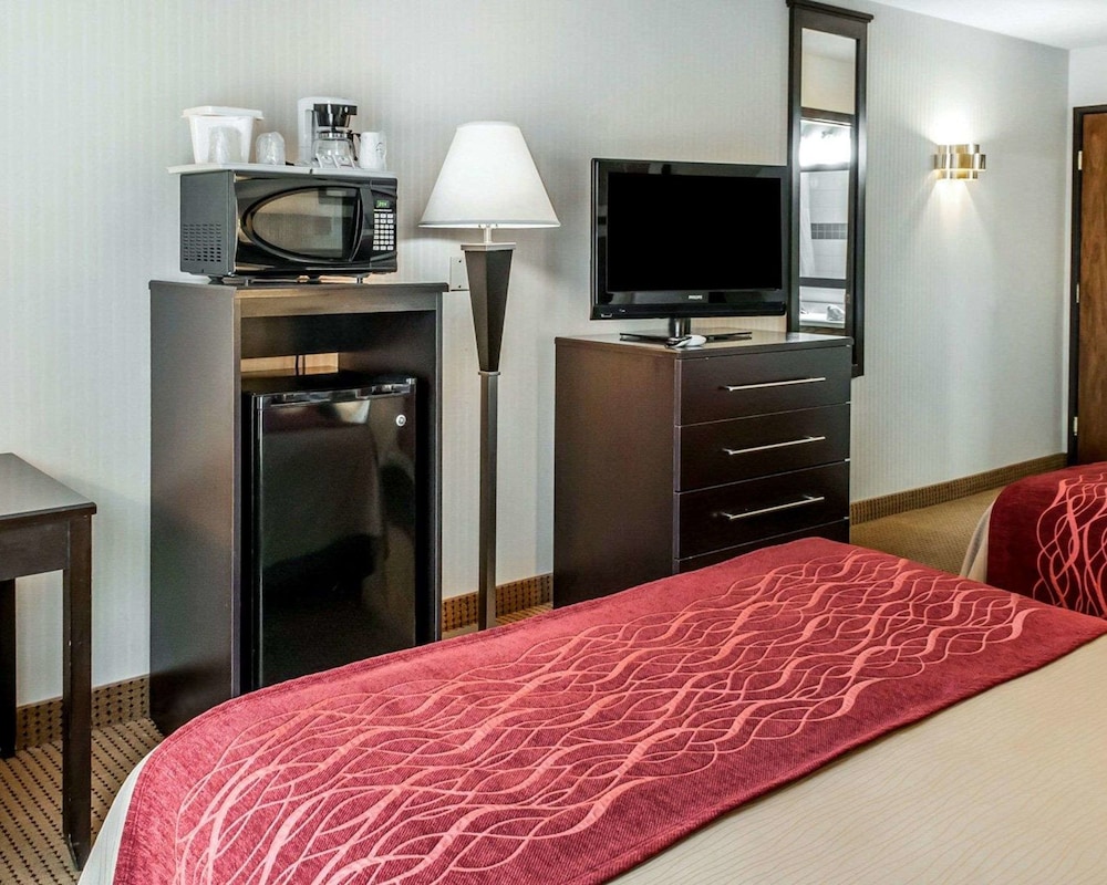 quality inn and suites farmington