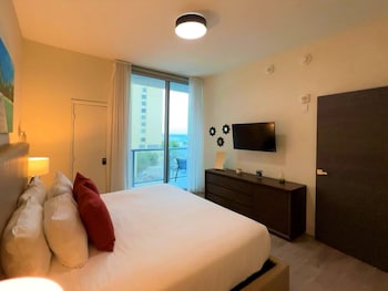 global rent apart costa hollywood