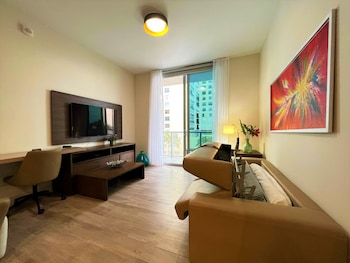 global rent apart costa hollywood