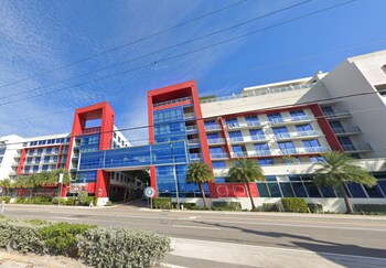 global rent apart costa hollywood