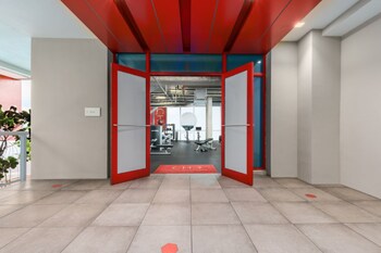 global rent apart costa hollywood