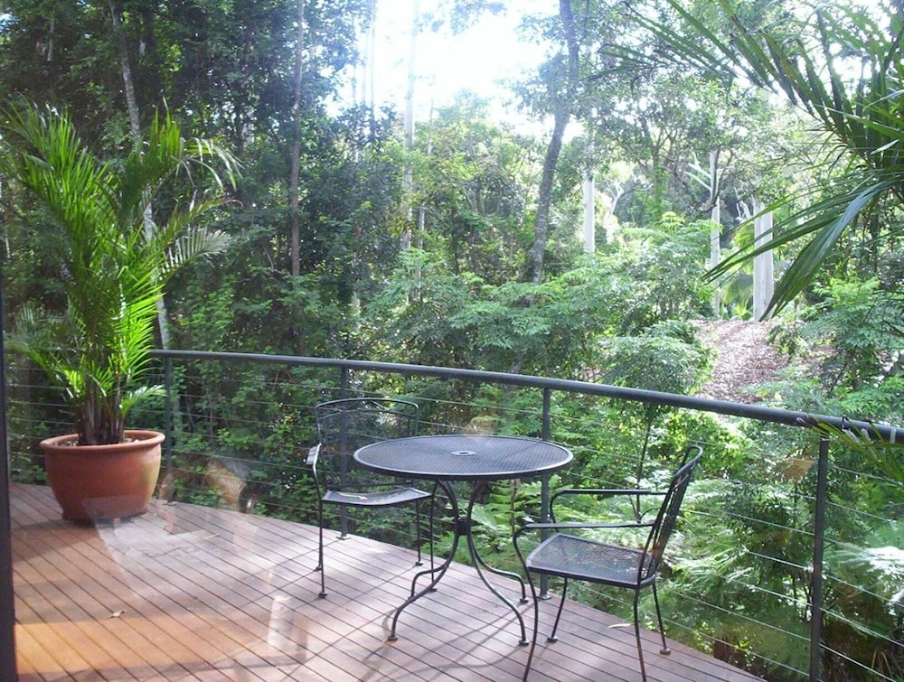 pethers rainforest retreat