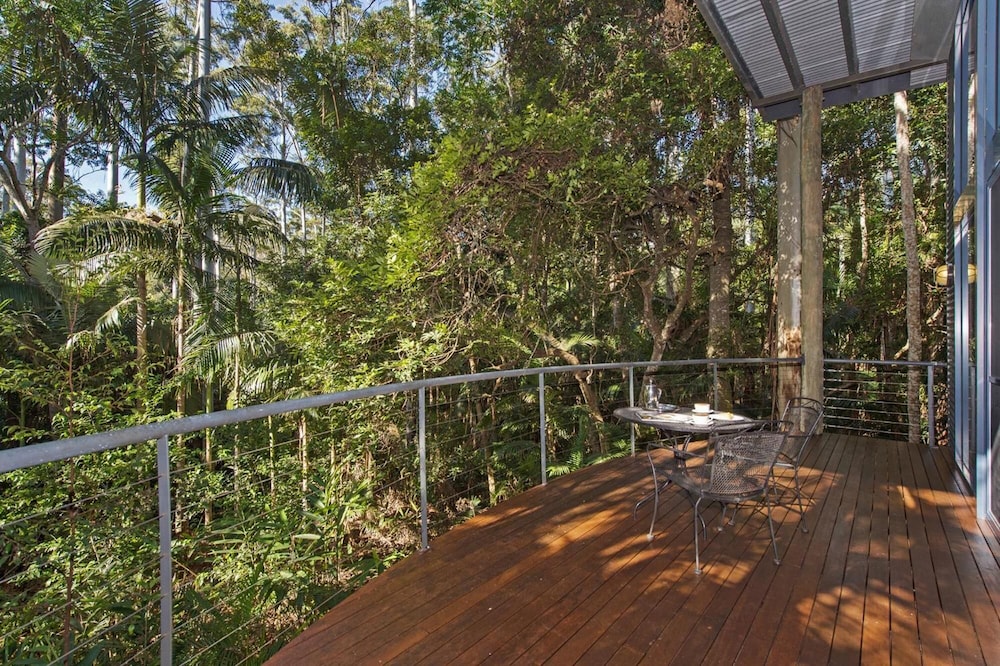 pethers rainforest retreat