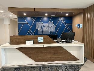 holiday inn express rensselaer an ihg hotel