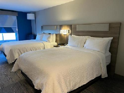 holiday inn express rensselaer an ihg hotel