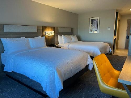 holiday inn express rensselaer an ihg hotel
