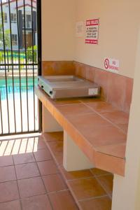 chevron palms holiday apartments by gold coast premium