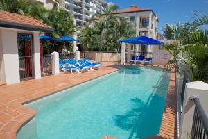 chevron palms holiday apartments by gold coast premium