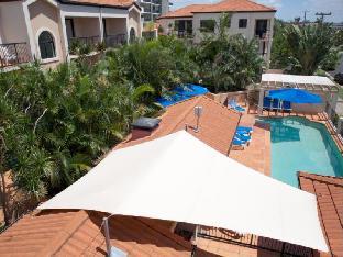chevron palms holiday apartments by gold coast premium