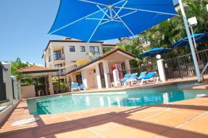 chevron palms holiday apartments by gold coast premium
