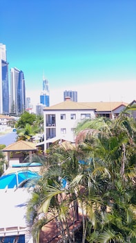 surfers paradise
