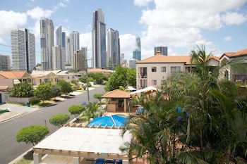 surfers paradise