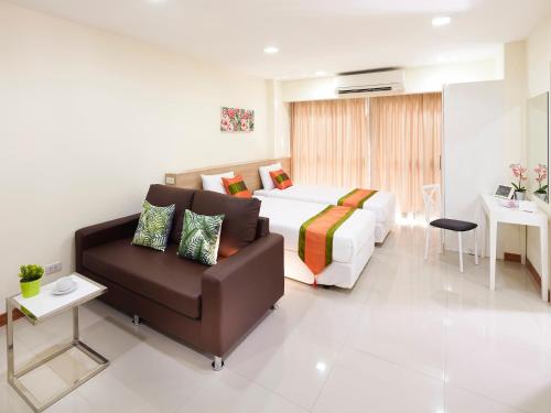 the plimplace hotel