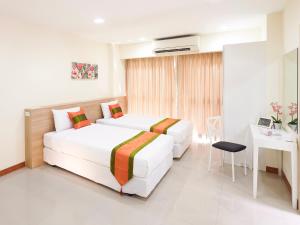 the plimplace hotel