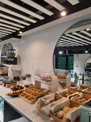 lisbon city hollywood hotel