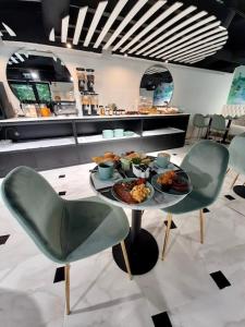 lisbon city hollywood hotel