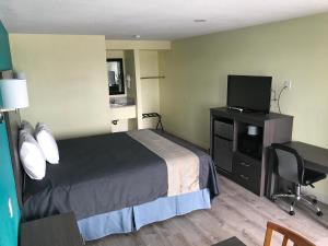 Gila Bend Lodge,,3 star
