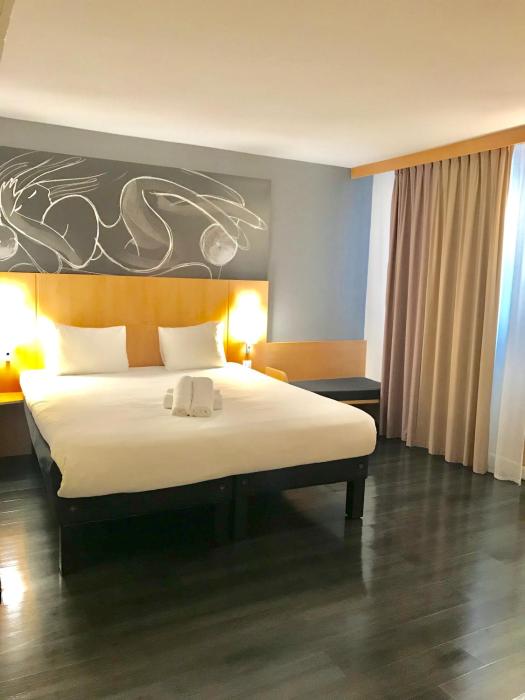 easyhotel nice old town