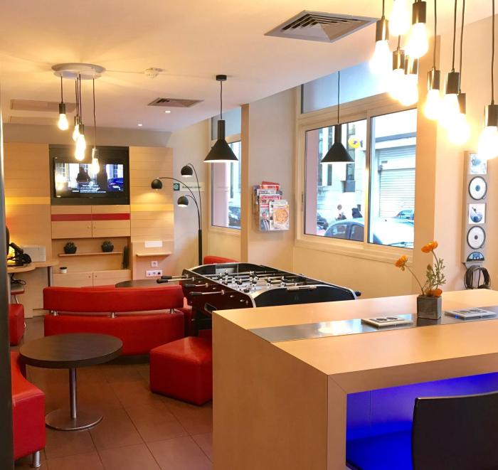 easyhotel nice old town