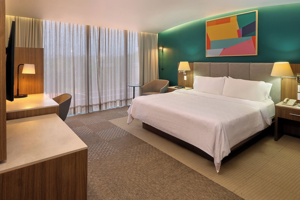 holiday inn hotel and suites medica sur by ihg