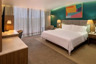 holiday inn hotel and suites medica sur by ihg