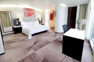 holiday inn hotel and suites medica sur by ihg